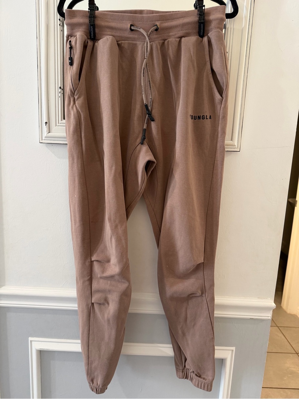 YoungLA 210 Kick Back Joggers